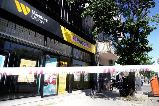 El robo a la agencia de Pago Fácil y Western Union fue descubierto este lunes