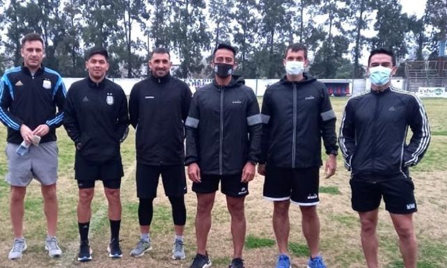 Los árbitros Daniel Zamora y Rodrigo Garcilano pasaron la prueba