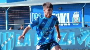 Camilo Nuin tenía 18 años y jugaba en San Telmo. El futbolista murió en el quirófano mientras le operaban la rodilla.&nbsp;
