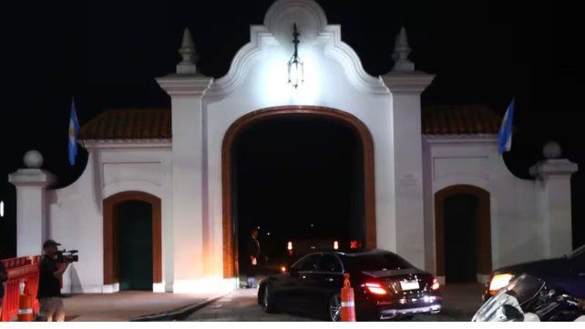 El presidente Javier Milei invitó a los diputados para blindar los vetos de las leyes