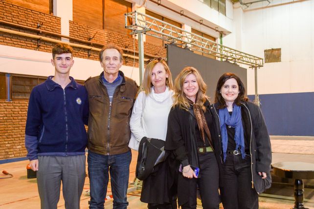 Federico Clarke, Nicolás Kazanzew, Norma Carmona, Silvia Bonfiett y Emilia Caballero