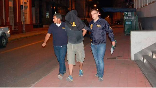 Conmoción en Paraná por el asesinato de dos mujeres a manos de un prefecto