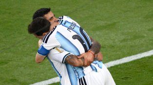Cuti Romero destacó la actuación de Messi en el debut ante Argelia en el Mundial.
