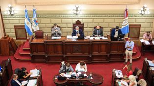 Con modificaciones, Diputados devolvió el presupuesto 2022 al Senado