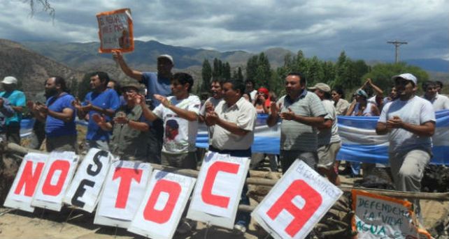 Frenaron el proyecto minero en el cerro Famatina por la presi&oacute;n de la poblaci&oacute;n
