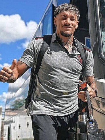 Renzo Reynaga: Tenemos que corregir un montón de cosas