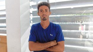 Lautaro Corthey viene del tenis criollo, pero se afirma satisfactoriamente en el inglés.
