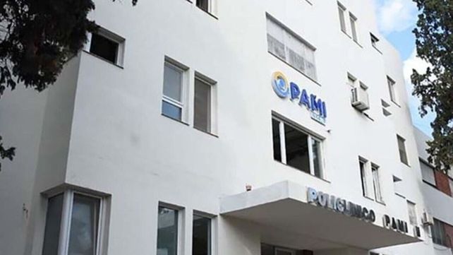 El tercer piso del policlínico Pami II se vio afectado por un problema en el aire acondicionado central.