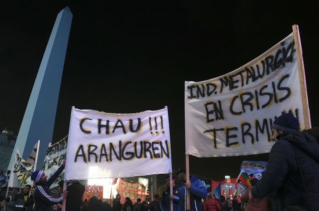 cambiemos. Cientos de miles de ciudadanos ganaron las calles del país en el segundo ruidazo contra los tarifazos.