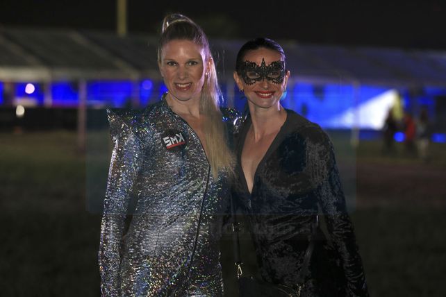 El segundo envío de las fotos en la Fiesta de Disfraces 2018