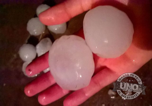 Temporal de granizo y lluvia golpeó a la localidad de Alcaraz