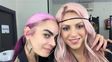 shakira sorprendio con el pelo rosa al llegar a colombia con pique por primera vez