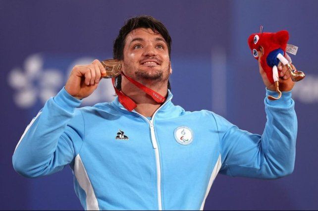 Gustavo Fernández se colgó la medalla de bronce en París 2024.  Llegó a París para buscar una medalla y lo consiguió. 