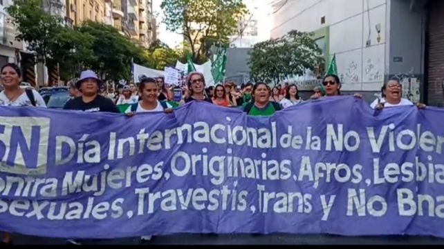 25N: los feminismos se vuelven a encontrar en las calles en defensa de los derechos de las mujeres