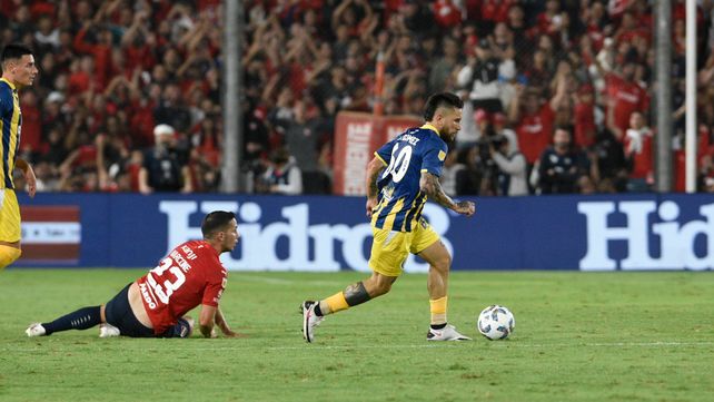 Jonatan Gómez tienen muchas chances de jugar su primer partido como titular. En Avellaneda ingresó unos pocos minutos.