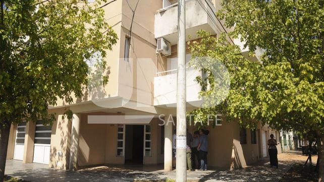 En la esquina. El edificio está ubicado en Iturraspe y San Jerónimo.&nbsp;