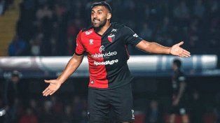 Wanchope Ábila pasó por Colón y Barracas Central.