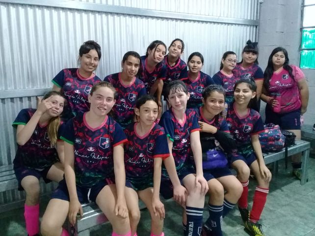Las charrúas Sub14. Central Córdoba estará representada por una categoría en los torneos de la Rosarina.   