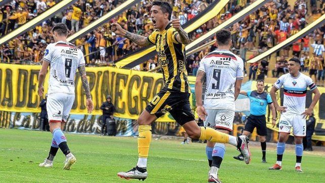 Santiago Rosales estaba en el radar de Colón