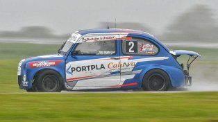 Los Fiat 600 TZ brindaron un gran espectáculo en el autódromo de Paraná.
