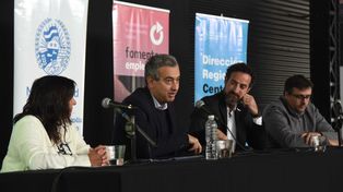 El anuncio del lanzamiento del Programa Fomentar Empleo lo realizaron el intendente Pablo Javkin y el jefe de gabinete del Ministerio de Trabajo de la Nación, Roberto Sukerman, en el Galpón 11.