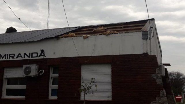 Cerrito: temporal de viento y lluvia provocó grandes inconvenientes
