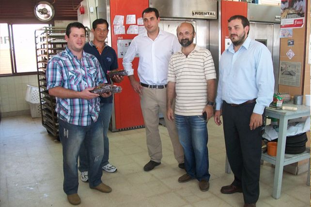 Naranpol entregará a sus socios budines fabricados en la Furman
