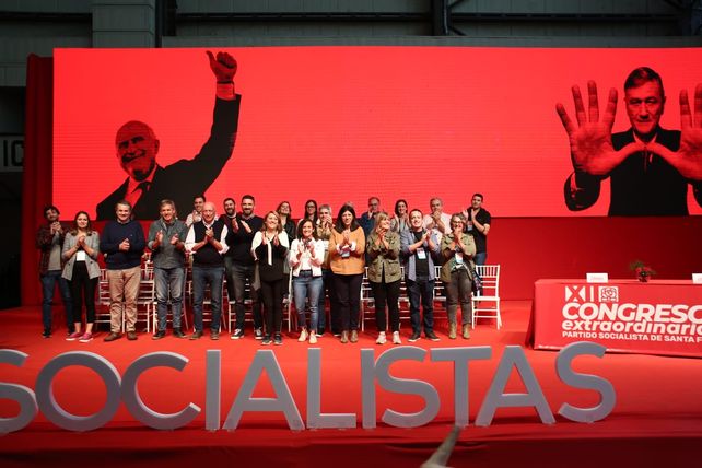 El PS santafesino ajusta su estrategia para los próximos comicios.
