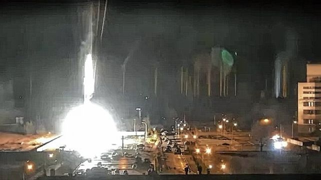 La central nuclear Zaporiyia en Ucrania es la más grande de Europa La central nuclear Zaporiyia en Ucrania es la más grande de Europa