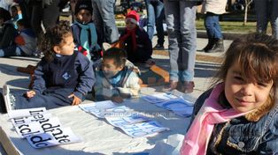 Festejos por el 9 de Julio llenan de color la ciudad