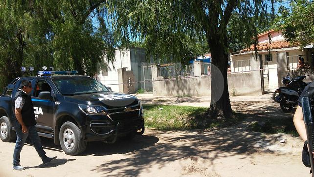 Balearon a dos hermanos: al menor de ellos lo habían detenido ayer, armado