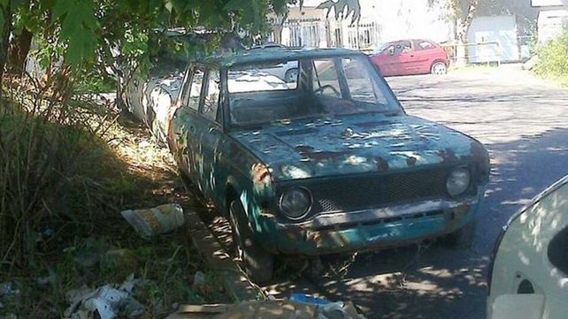 En Concepción del Uruguay realizan operativos para retirar autos abandonados.&nbsp;