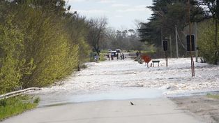 El río Carcaraná desbordado sobre la vieja ruta 9 por las intensas lluvias del 30 y 31 de agosto.&nbsp;