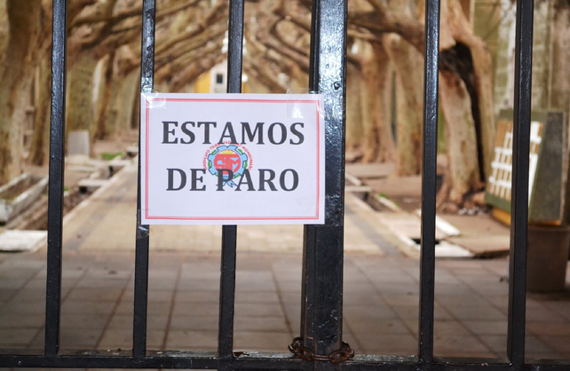 Los trabajadores municipales paran este martes, miércoles y jueves