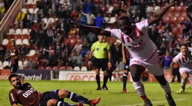 Antecedentes: Unión y Talleres, con asuntos pendientes en el 15 de Abril