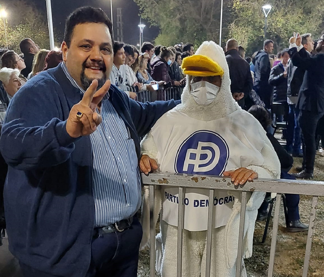 Javier Milei fichó en la provincia a José Bonacci
