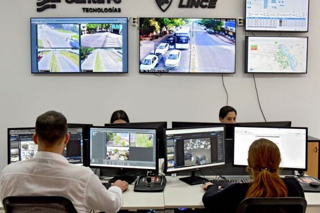 Licitan el nuevo sistema de videovigilancia con IA en Santa Fe: 2.000 cámaras