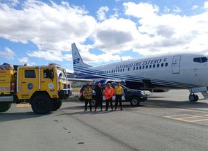 Santiago del Estero envió un avión hidrante para combatir el incendio en El Bolsón