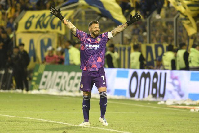 Jorge Broun tiene toda una historia ligada al Central del que es hincha. Este viernes firmó la rescisión del contrato.