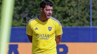 Battaglia planea un Boca alternativo para recibir a Arsenal