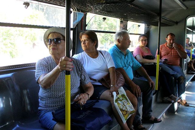 El Tren Urbano volvió a rodar en las vías santafesinas