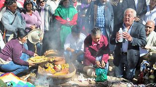Pueblos originarios, gobernadores y políticos honraron a la Pachamama