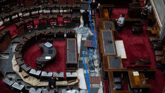 Se trata de una serie de obras de mantenimiento para ordenar la red de internet y mejorar el cableado del sistema de votación. Para cuándo estaría terminada.
