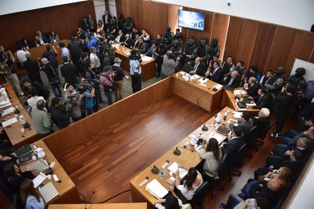 audiencia. Almirón
