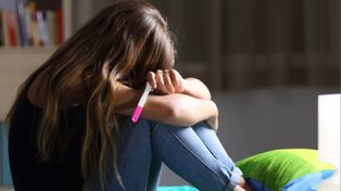 Unicef: El embarazo en la infancia es abuso sexual