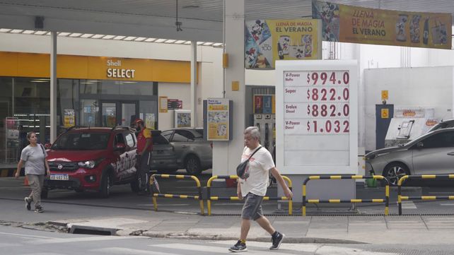 Las petroleras aumentaron este miércoles otra vez todos sus productos.&nbsp;