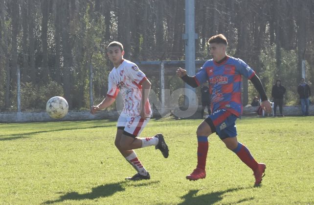 Ateneo y Ciclón Racing comparten la punta del Clausura