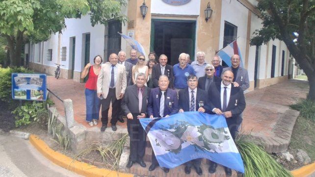 Malvinas: el museo Casa Aceñolaza de Villa Urquiza es custodio de la Bandera de los 649 Héroes