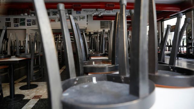 Se espera el aval para abrir bares y restaurantes