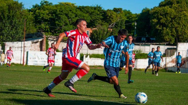 Juventud Unida y Atlético Paraná protagonizan un clásico con mucha historia en el fútbol entrerriano.